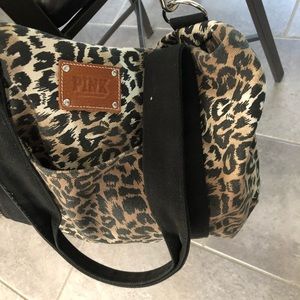 Victoria’s Secret tote ♥️